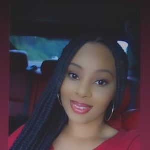 Meet your Posher, Keisha